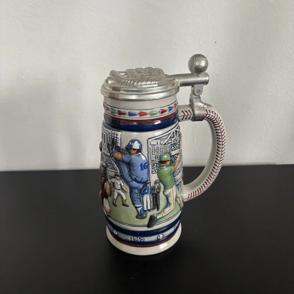 Avon‎ Great American Baseball Ceramic Stein Vintage 1984